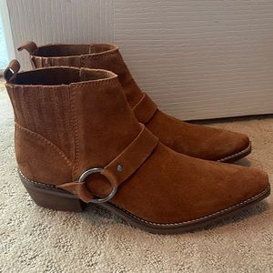 Able Jenny boot in color cognac, size 10